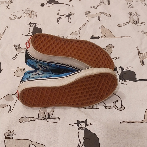 Vans size 2.5 - Picture 4 of 9